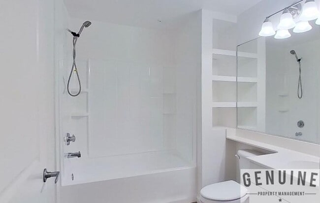 Building Photo - Coming Soon! 1 Bedroom Condo in Anaheim