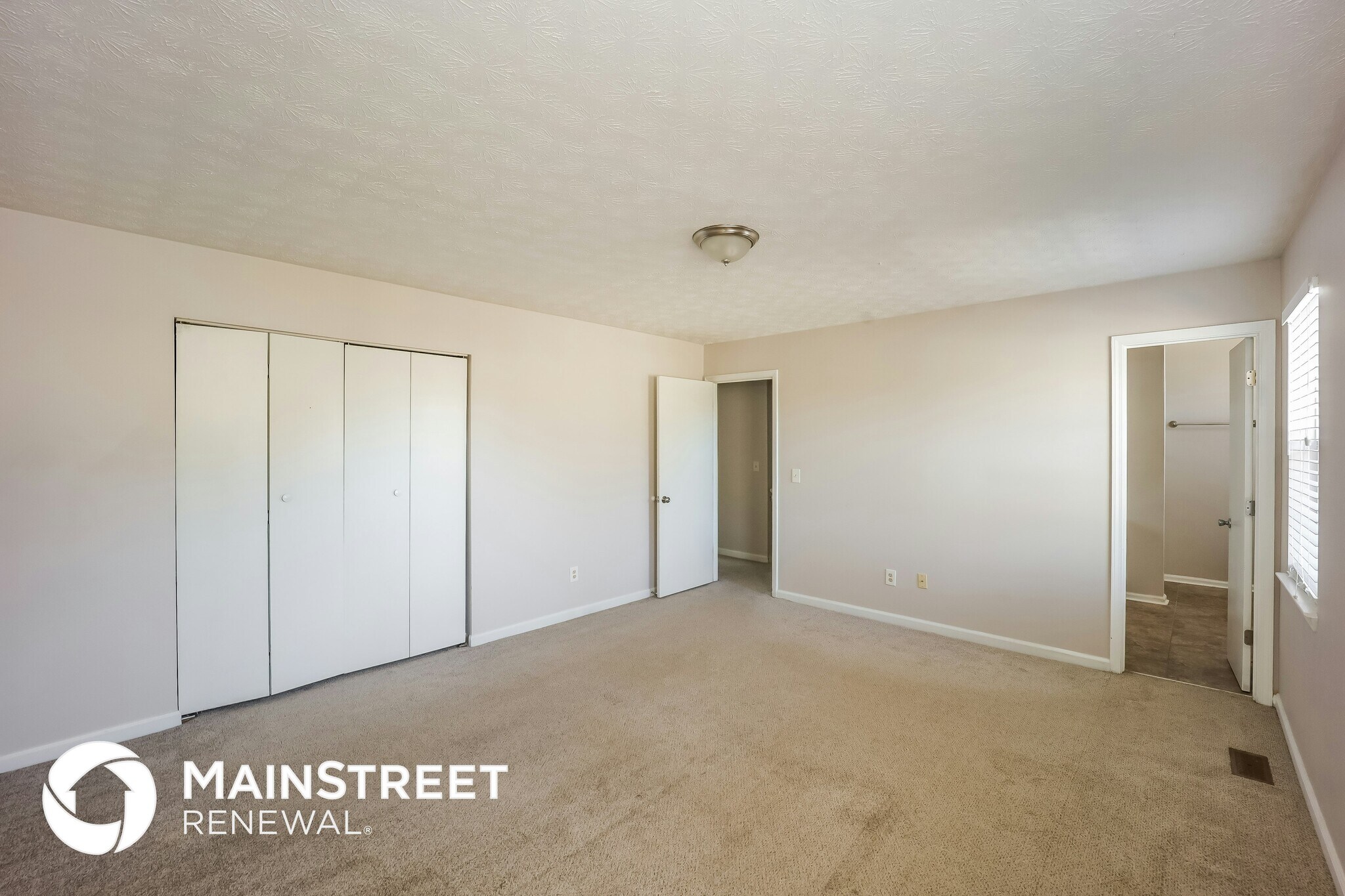 Building Photo - 10870 Morning Dove Ct