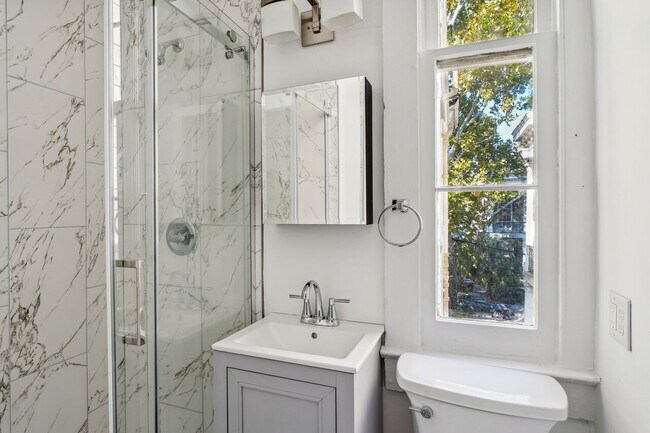 Building Photo - 1434 Constance