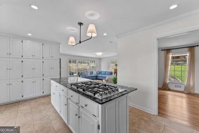 Building Photo - 206 Fortson Dr