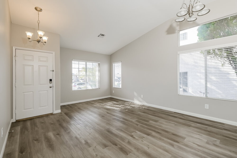 Building Photo - 725 Arrowhead Trail