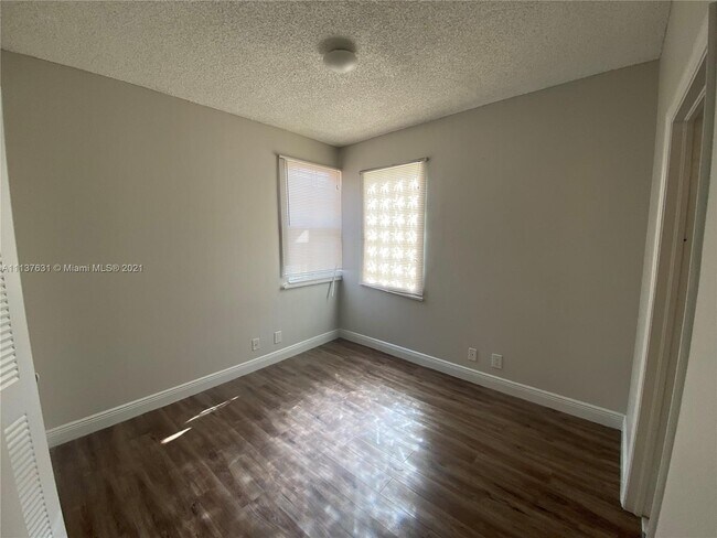 Building Photo - 1575 Veracruz Ln