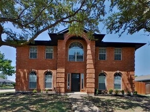 Building Photo - 8401 Manchester Dr