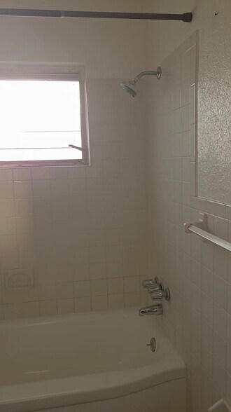 Building Photo - 4767 1st Ave N