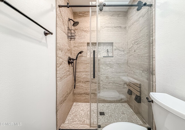 Building Photo - 2829 Shoreview Cir