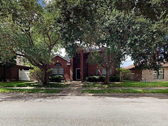 Primary Photo - Move in before May 1st and get $1,000 OFF ...