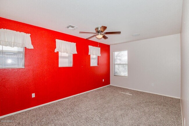 Building Photo - Charming 4 Bed home in Avondale with commu...