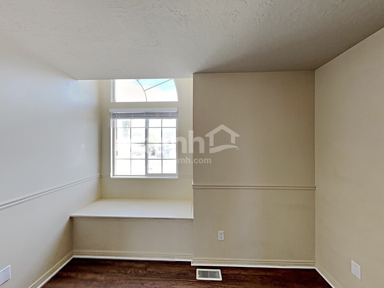 Building Photo - 126 S 1600 W