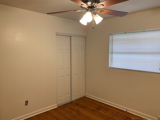 Building Photo - 4/2 House on Atkamire Drive, available now!
