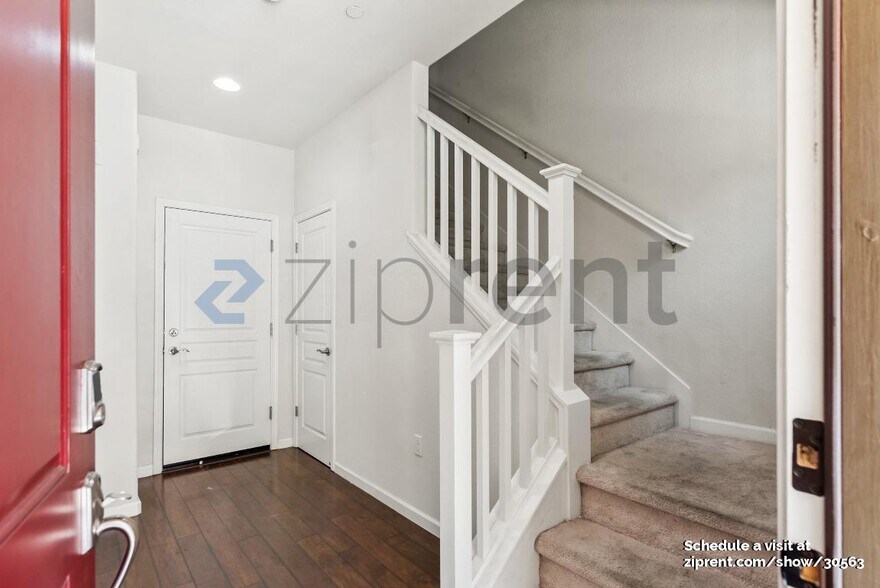 Building Photo - 5650 Campbell Ln