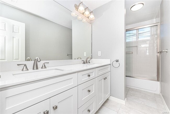 Building Photo - 1808 W Balboa Blvd