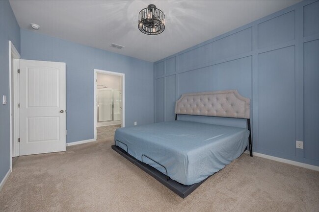 Building Photo - 700 Pintail Pointe