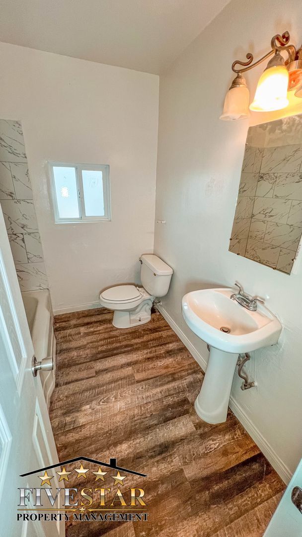 Building Photo - 3307 Culver St