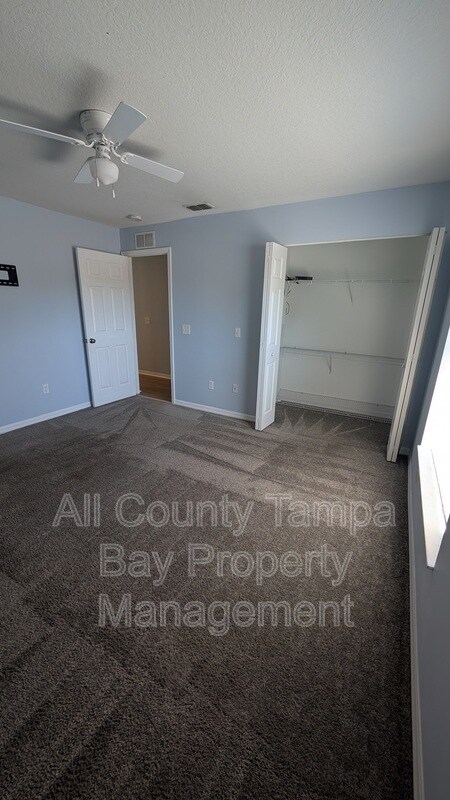 Building Photo - 1716 W Flora St