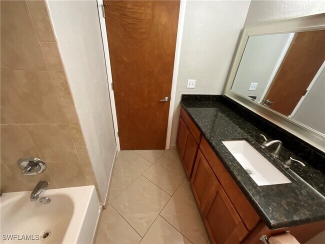 Building Photo - 8555 Bernwood Cove Loop