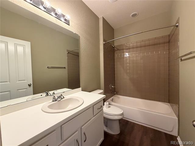 Building Photo - 5015 S Wenatchee St