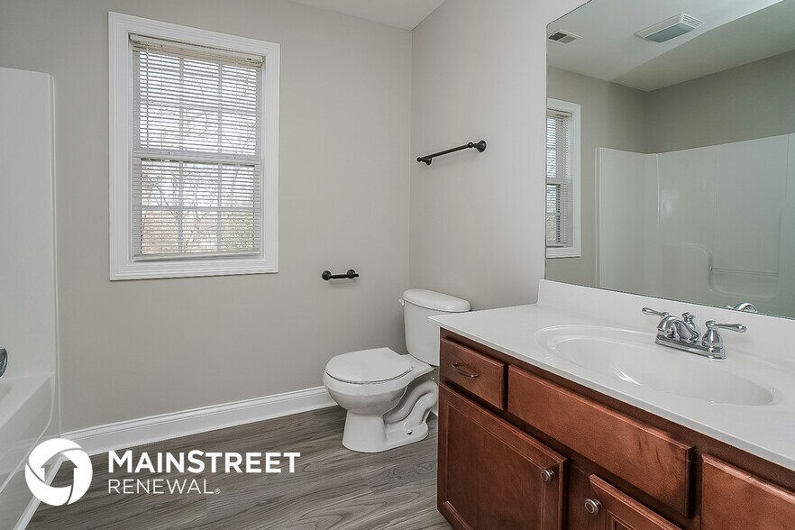 Building Photo - 320 Sea Biscuit Dr