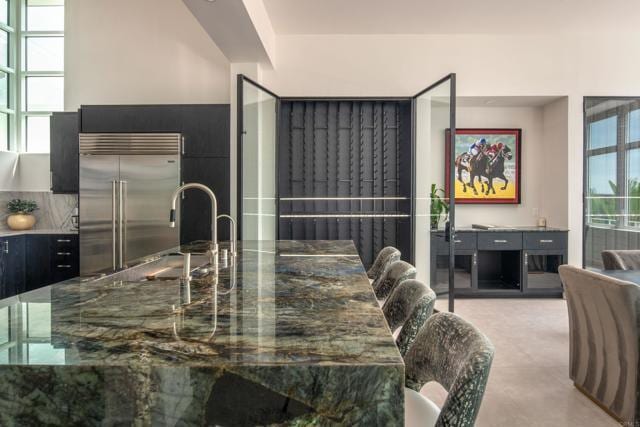 Building Photo - 121 Via De La Valle