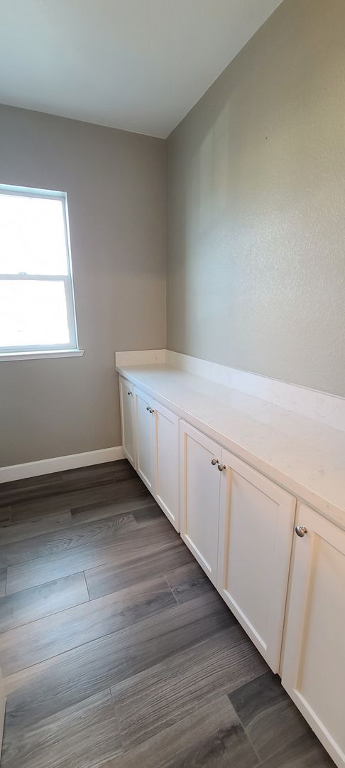 Building Photo - Gorgeous 4 Bedroom Model Home in the Cannery