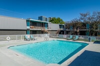 Building Photo - Nest