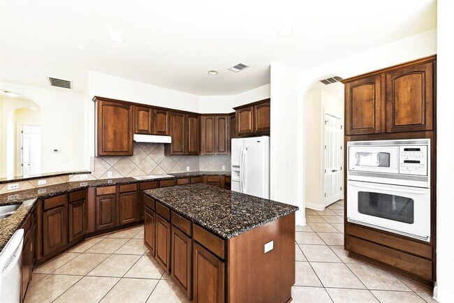 Building Photo - 201 Varco Dr