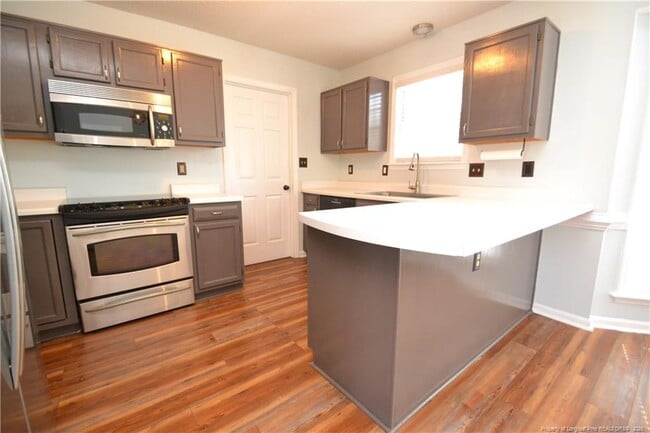 Building Photo - 4208 Loon Ln