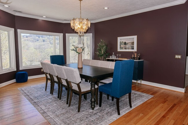 Building Photo - 33 Pinners Ln