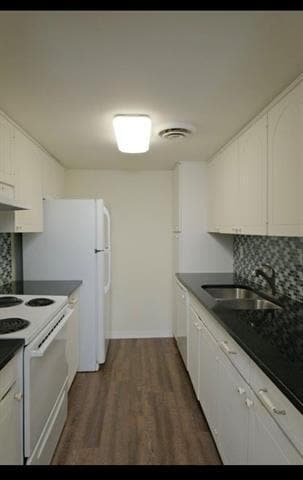 Building Photo - 504 E Ave J St