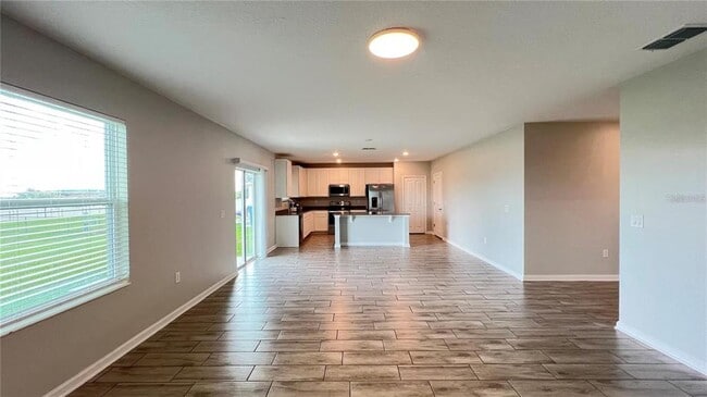 Building Photo - 1343 Lassen St