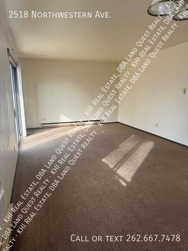 Building Photo - 2518 Northwestern Ave