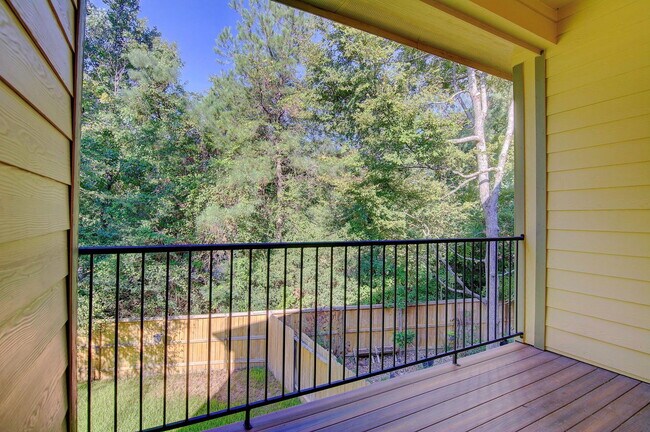 Building Photo - 222 Cheswood Forest Pl