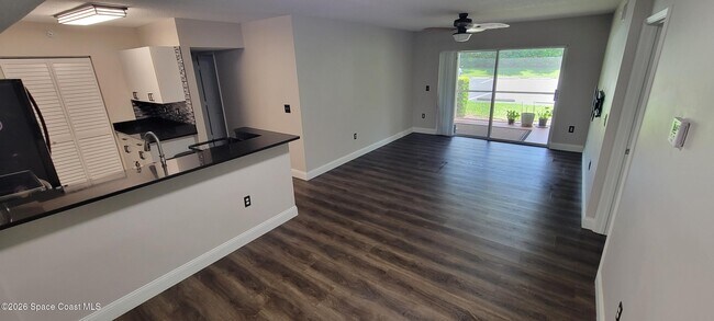 Building Photo - 1590 S 42ND Cir