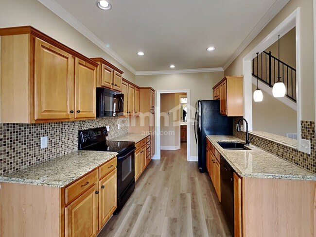 Building Photo - 4127 Lazarus Way