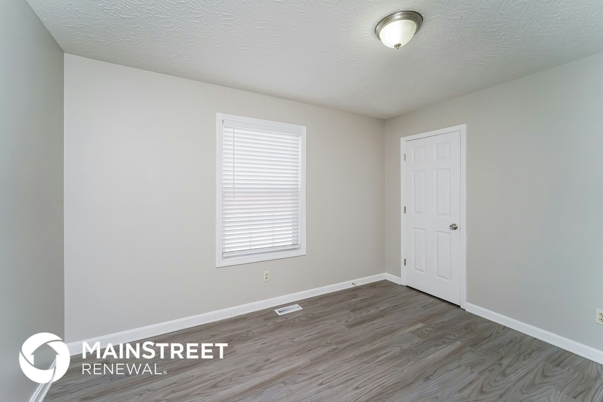 Building Photo - 6905 Wood Rd