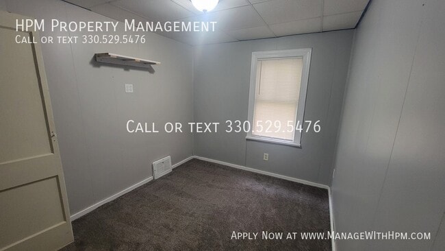 Building Photo - 1292 Stratford St