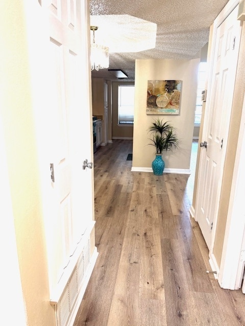 Building Photo - Remodeled townhome! 2 story with loft & 2 car garage with yard! Beautifully Remodeled Townhome – ...