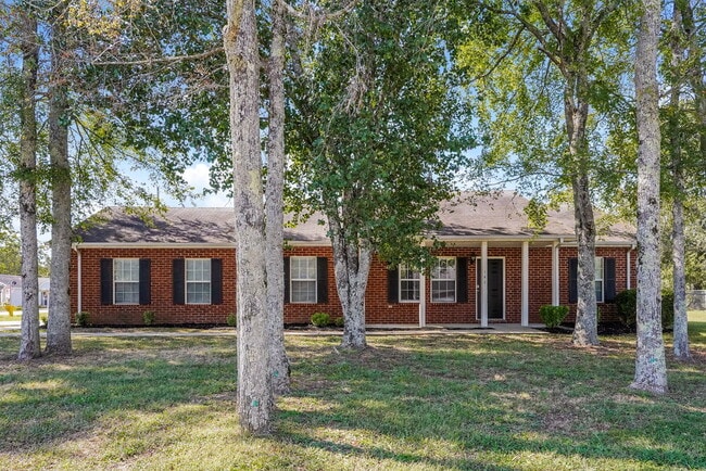 Building Photo - 102 Riverwood Dr