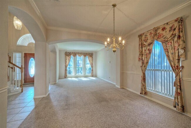 Building Photo - 601 Indian Run Dr
