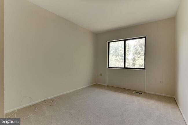 Building Photo - 9830 Sweet Mint Dr