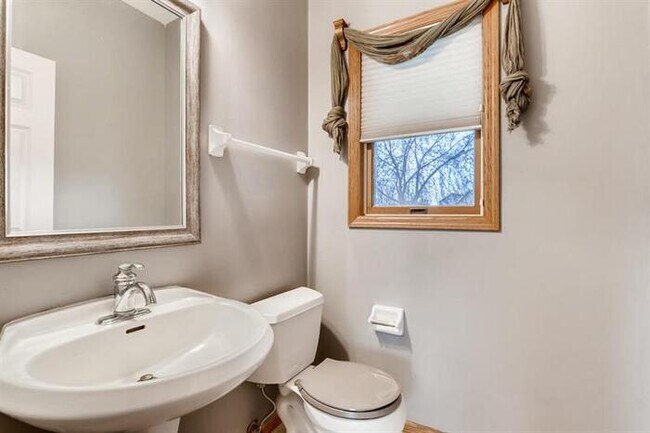 Building Photo - 9931 Evergreen Ave N, Brooklyn Park, MN, 5...