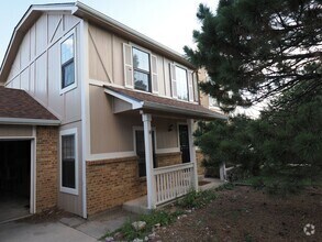 Building Photo - 3 Bdrm, 2.5 Bath Home off of Powers!