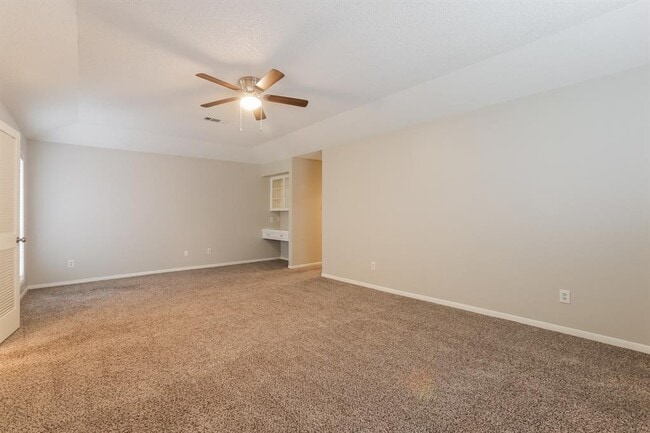 Building Photo - 2223 Masters Ln