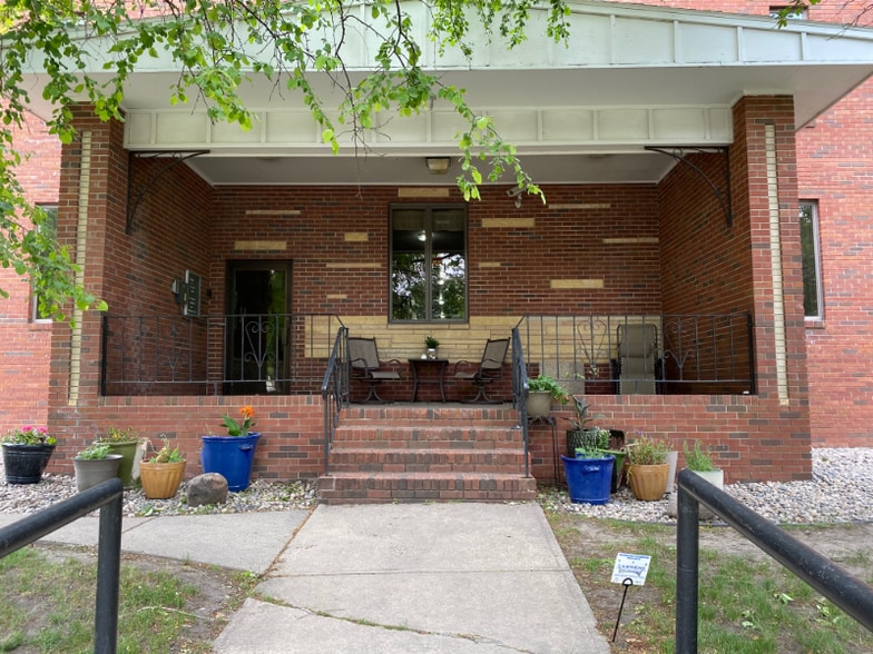 Building Photo - 3504 11th Ave N