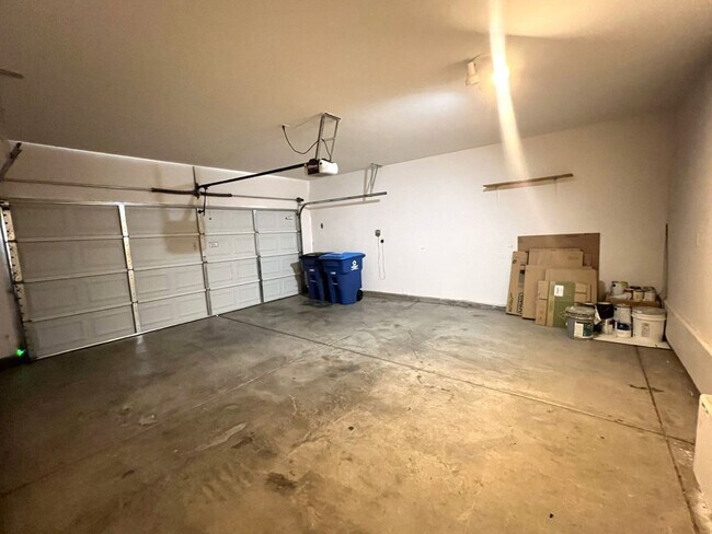 Building Photo - 1022 Pecos River Ave