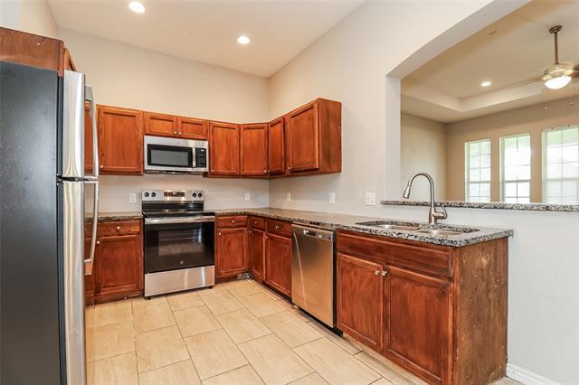 Building Photo - 623 Green Mound Dr