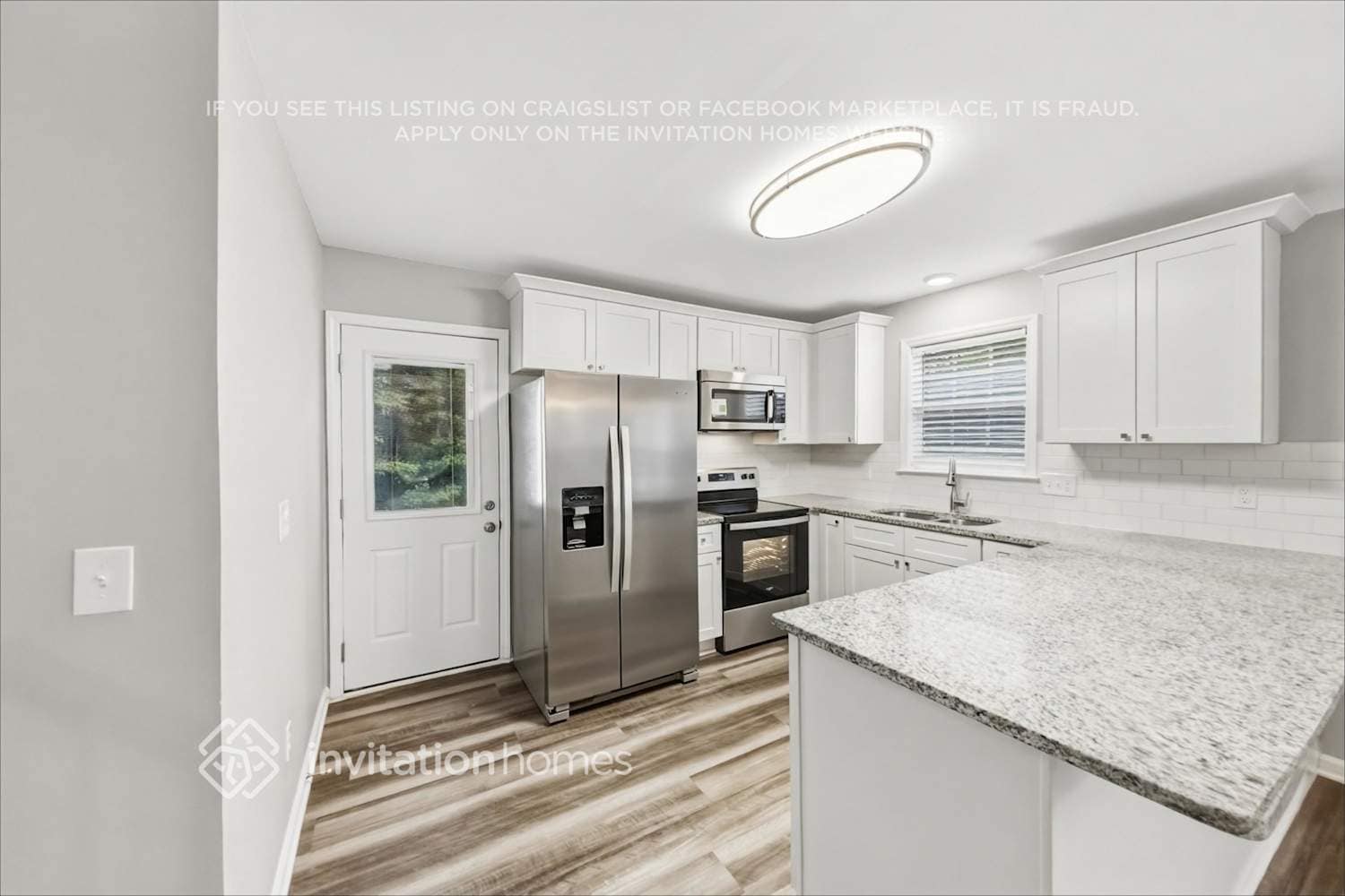 Building Photo - 204 Zircon Ln