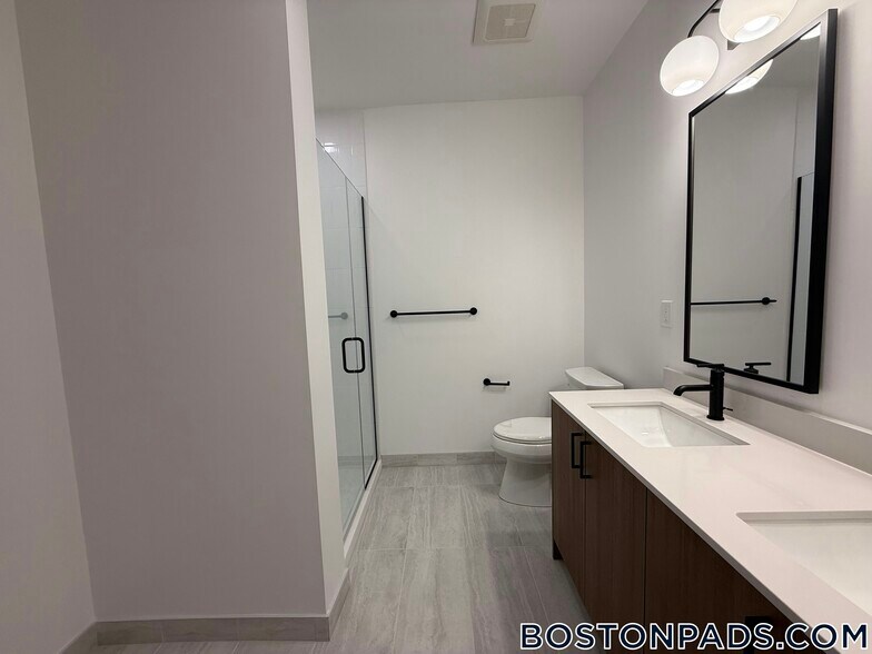 Building Photo - 199 Gardner St