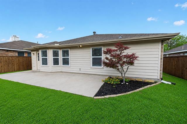 Building Photo - 3505 Willow Springs Dr