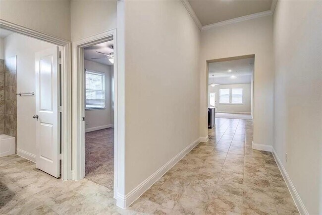 Building Photo - 6221 Hightower St