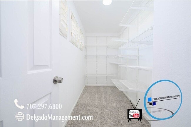 Building Photo - Large 3 bedroom home recently upgraded